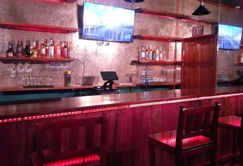 تختخواب و صبحانه Ms Holder S Comfort Villa