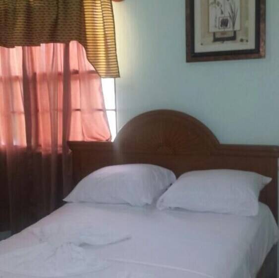 تختخواب و صبحانه Ms Holder S Comfort Villa