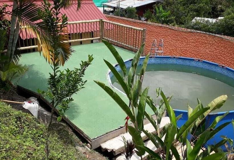 مبيت وإفطار Posada Aventura