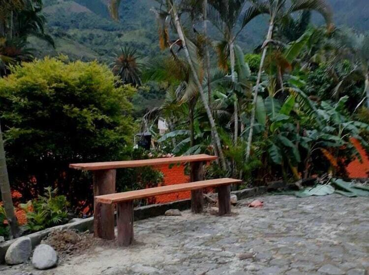 مبيت وإفطار Posada Aventura