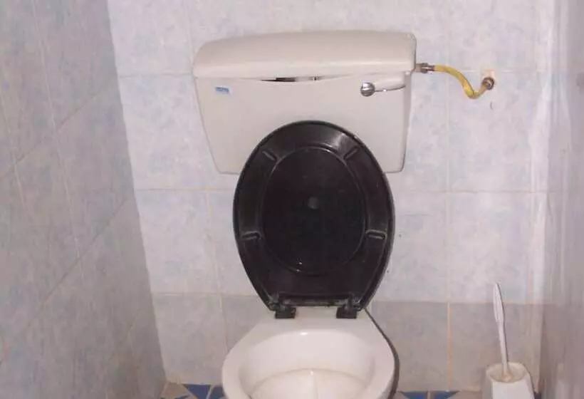 تختخواب و صبحانه Quest Resort