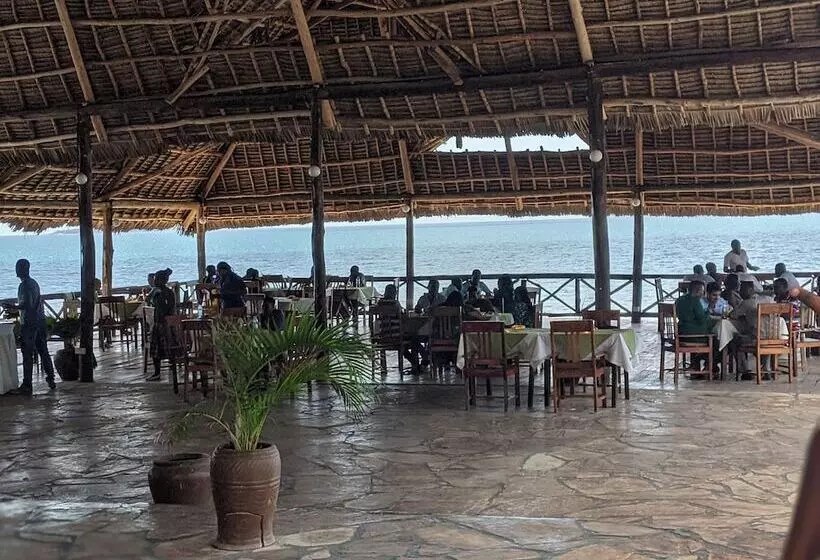 ホテル Amaan Ocean Kihinani