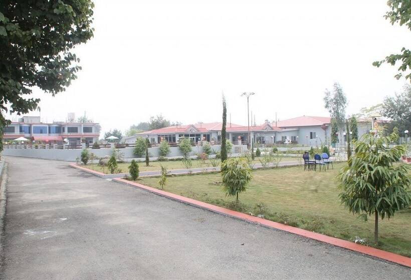 هتل Arambha Resort