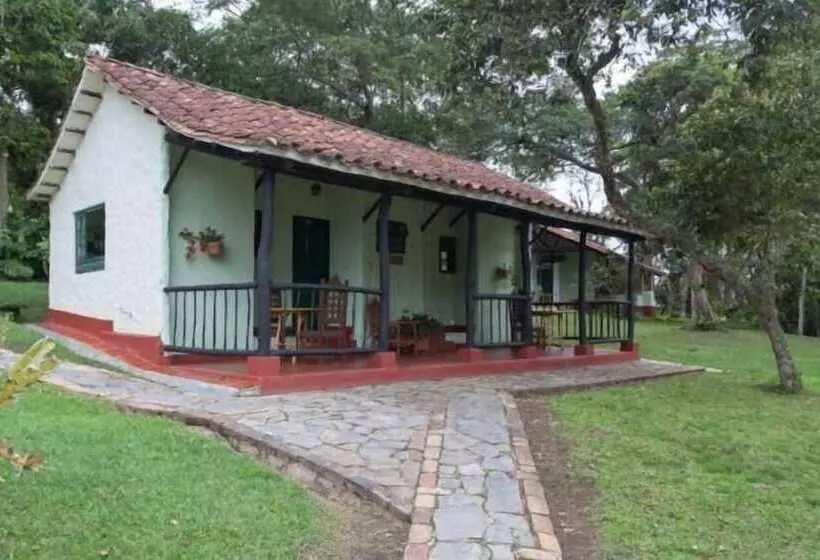 Hotelli Campestre Los Arrayanes