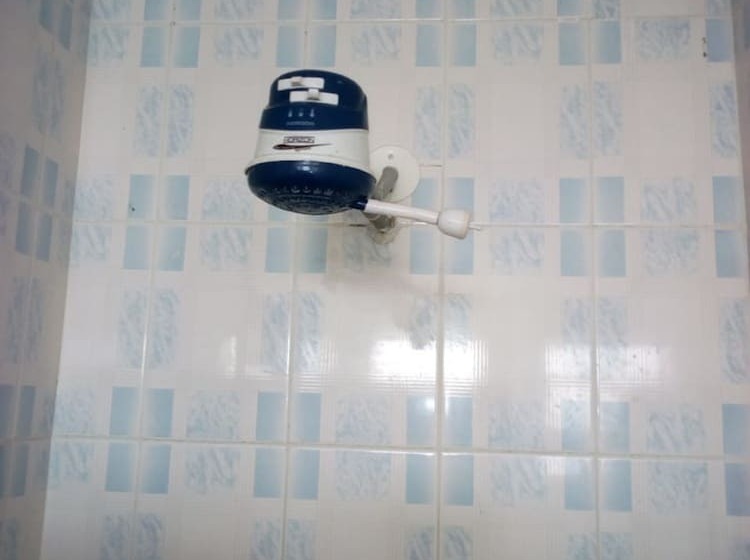 호텔 Chartered Guest House