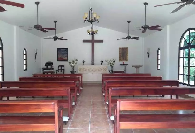 Hotelli Finca Garullo