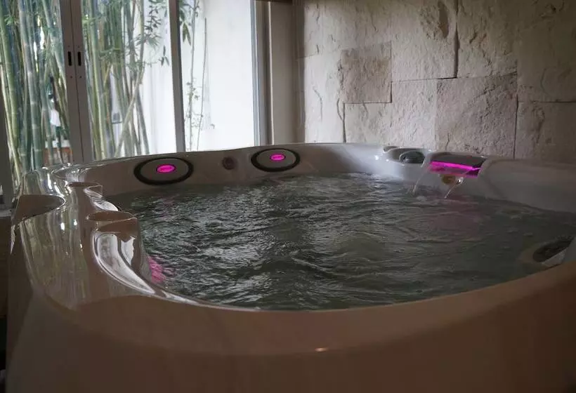 Hotelli Finca Garullo