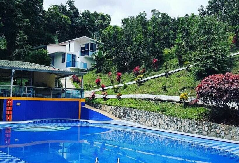 Hotel Finca Pozo Azul