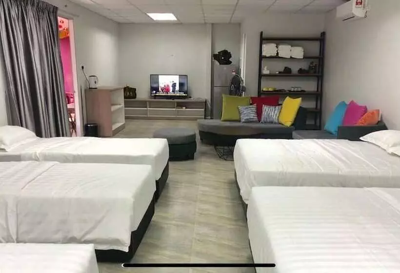 ホテル Myprawn Village