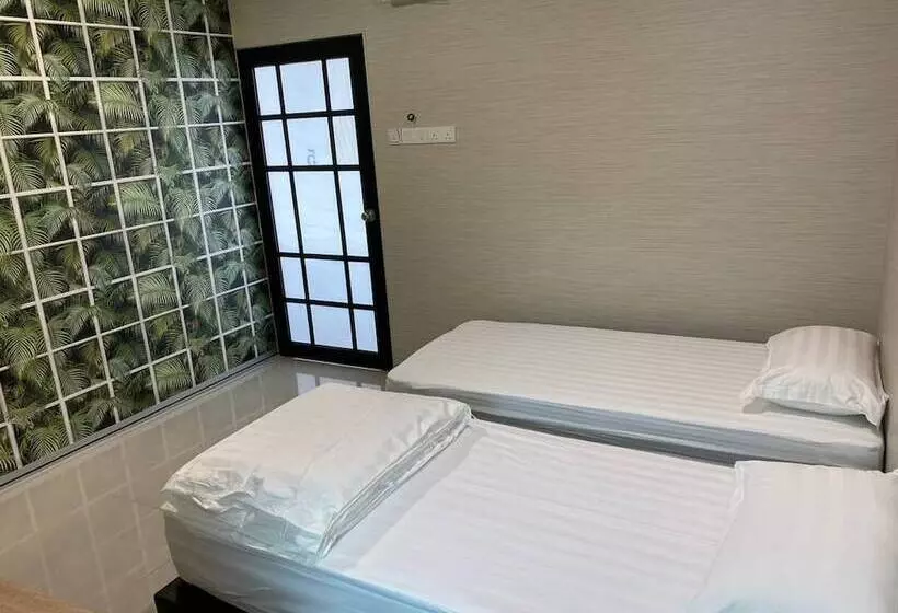 ホテル Myprawn Village