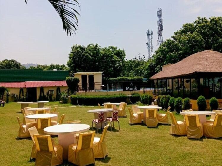 فندق Symphony By Devbhoomi Corbett Resort