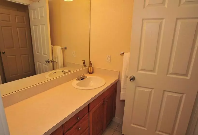 Hotelli The Schmitz Bed & Breakfast