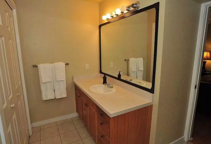 Hotelli The Schmitz Bed & Breakfast