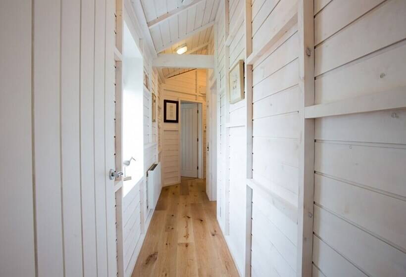 Lligwy Beach Cottage