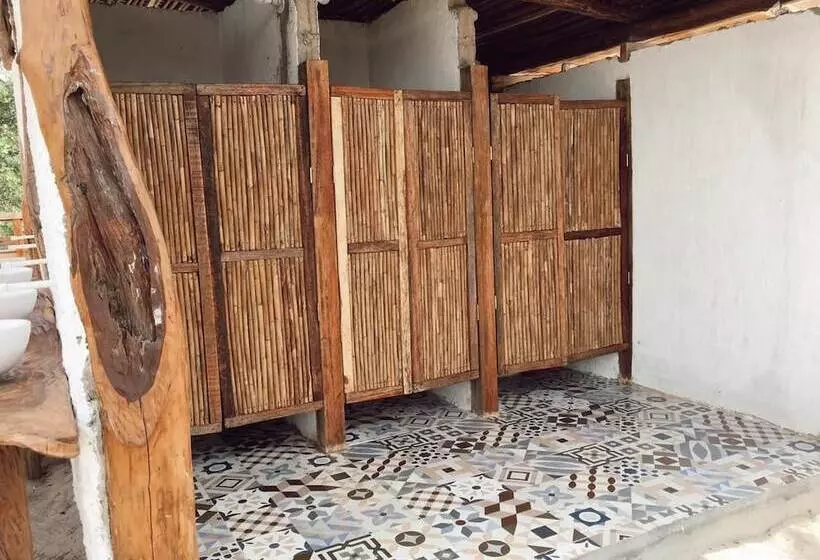 Maleiwa Beach Hostel
