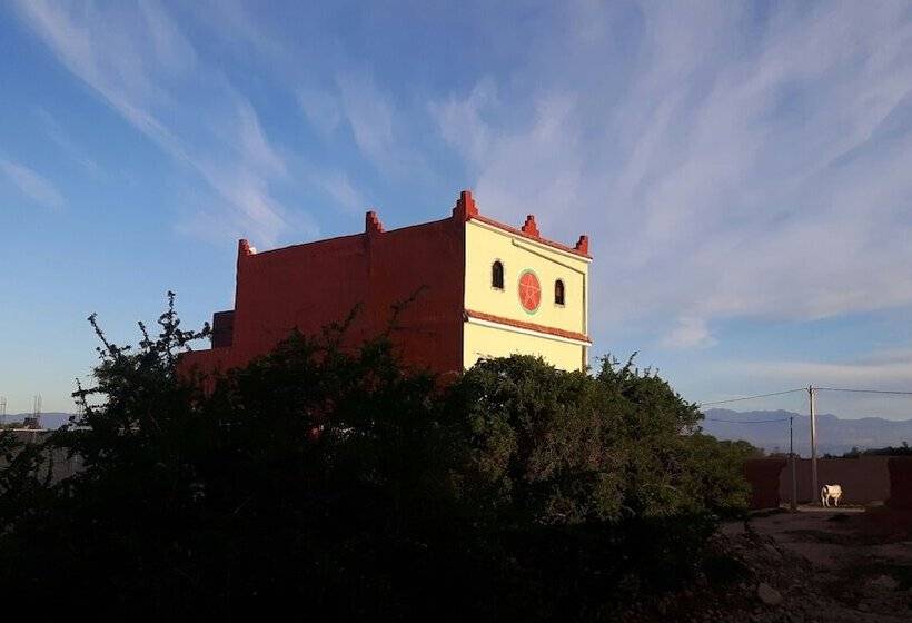 Pension (Hôtel basse catégorie) Maison D Hôtes A Tioute Chez Abdelmajid