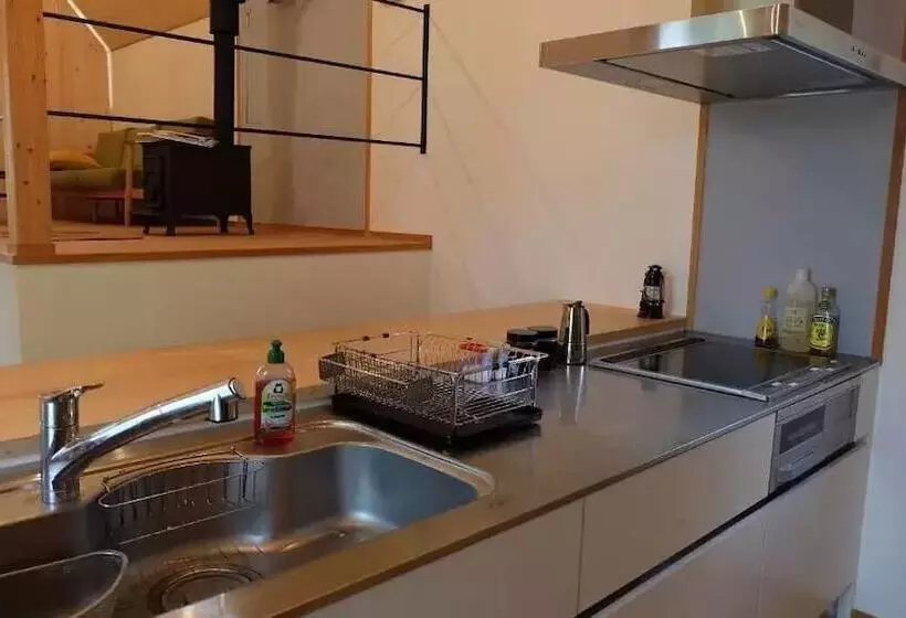 ペンション Onuma Lakeside Cottage