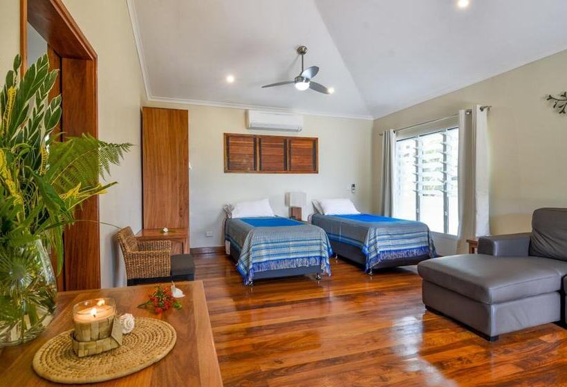 پانسیون Reflections Retreat Vanuatu