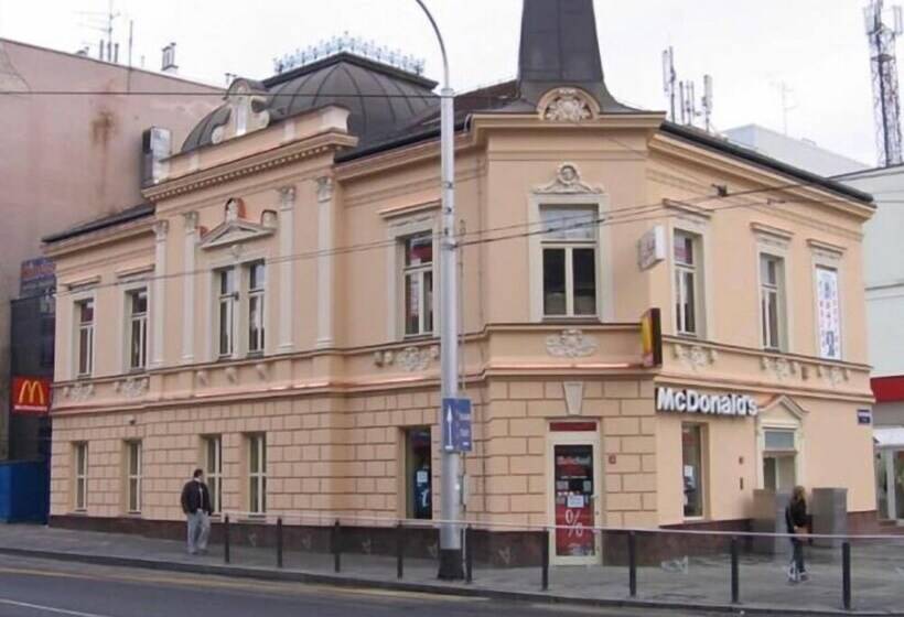 Pensione Sobe Rooms Kvatric