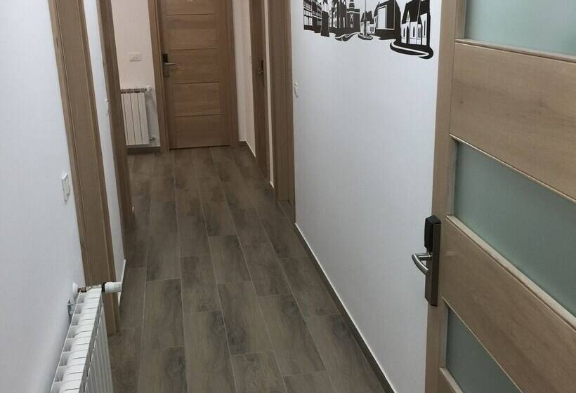 Pensione Sobe Rooms Kvatric