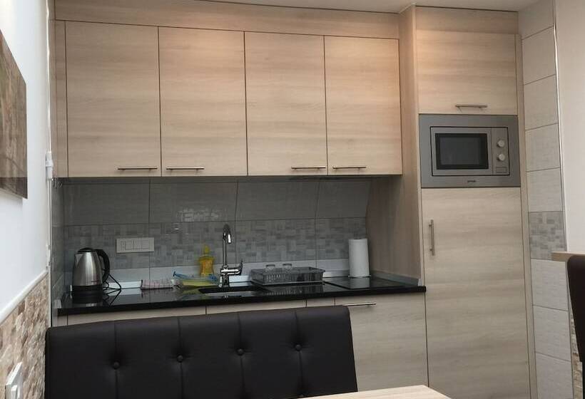 Pensione Sobe Rooms Kvatric