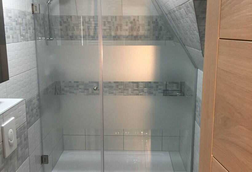 Pensione Sobe Rooms Kvatric