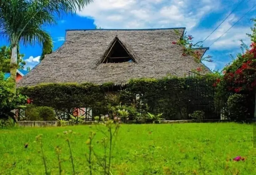 ペンション Town Lodge Bagamoyo