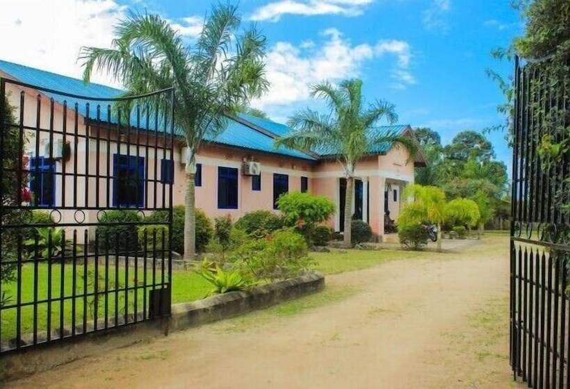 Пансион Town Lodge Bagamoyo