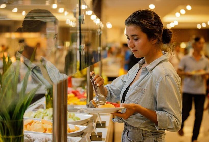 Selectum Noa Resort Cam Ranh