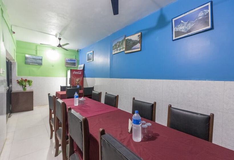 Spot On 617 Hotel Hemant