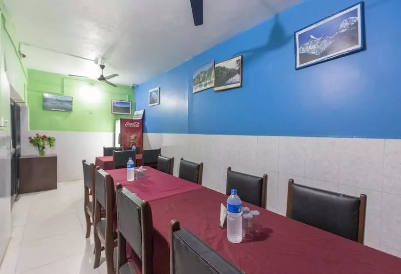 Spot On 617 Hotel Hemant
