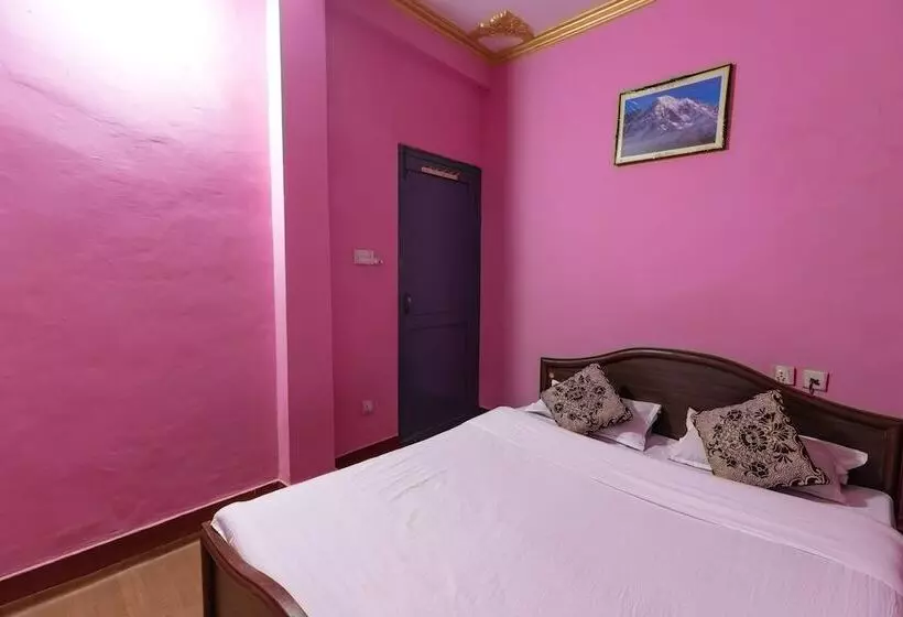 Spot On 617 Hotel Hemant