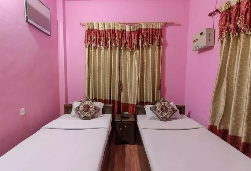 Spot On 617 Hotel Hemant