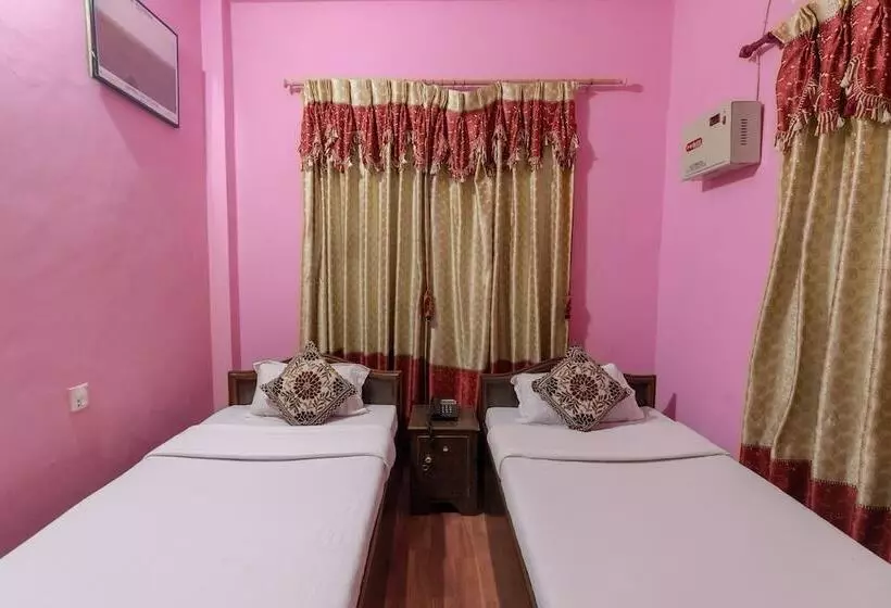 Spot On 617 Hotel Hemant