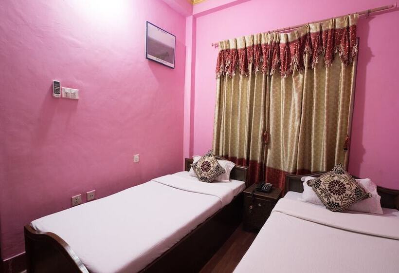 Spot On 617 Hotel Hemant