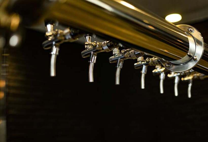 فندق صغير The Phat Packers