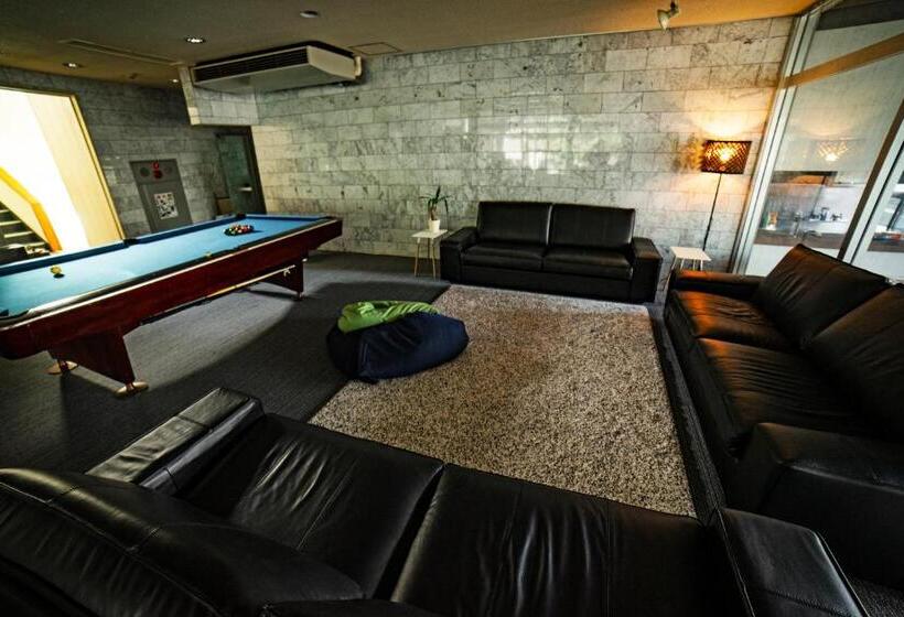 فندق صغير The Phat Packers