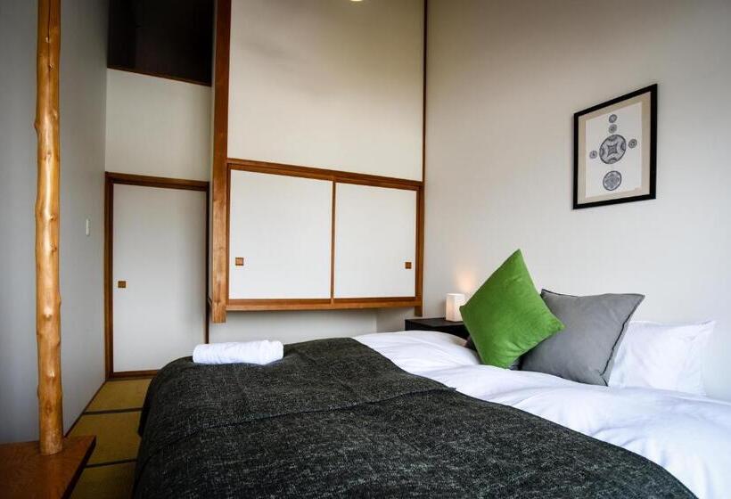 فندق صغير The Phat Packers