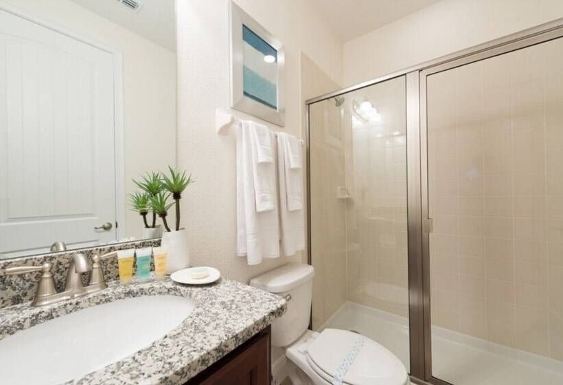 Villa In Encore Resort At Reunion 1996