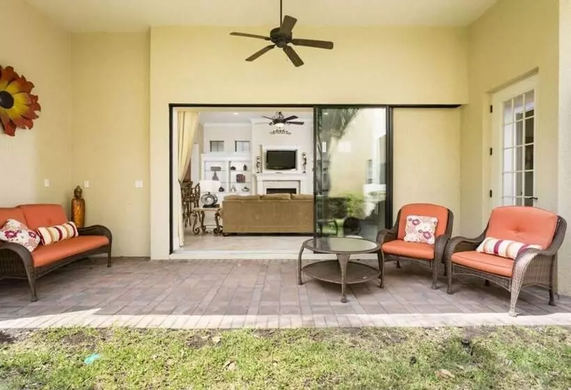 Villa In Reunion Resort 1297