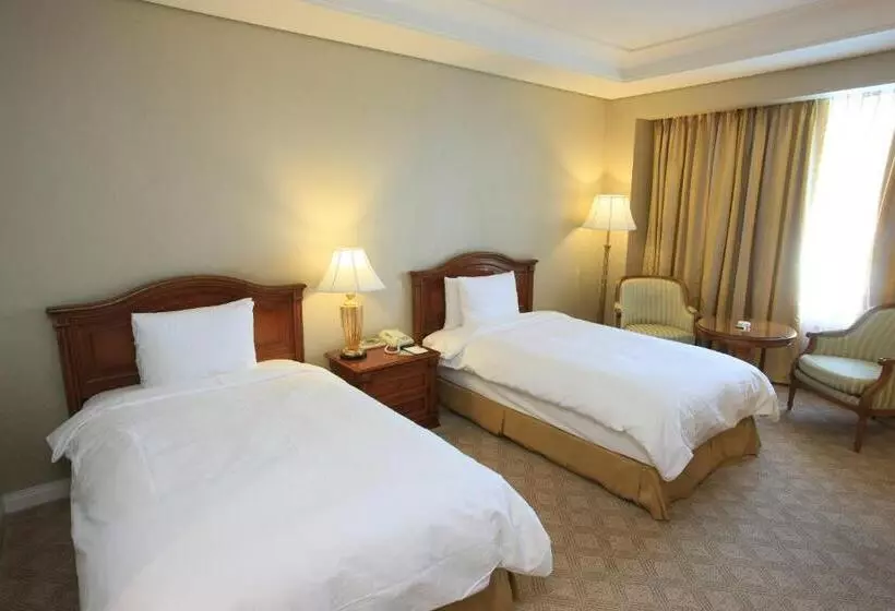 High1 Grand Hotel Main Tower