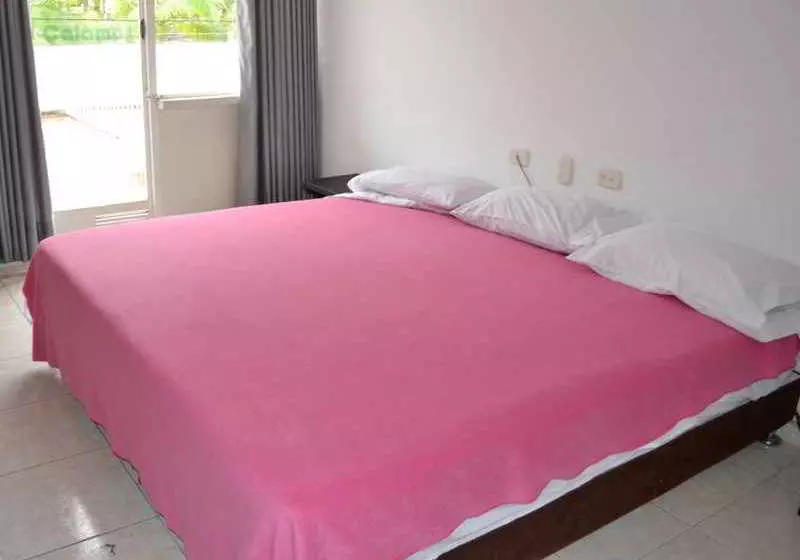 فندق Calamó Plaza