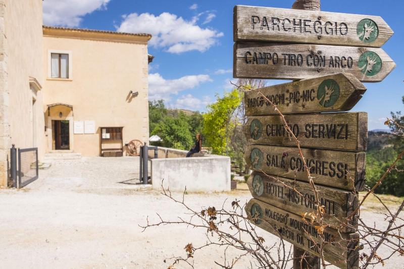 Hotel Convento Di San Colombo