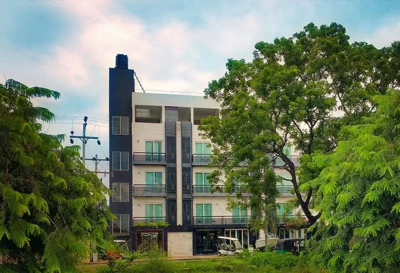 Hotel Earl S Red Passikudah