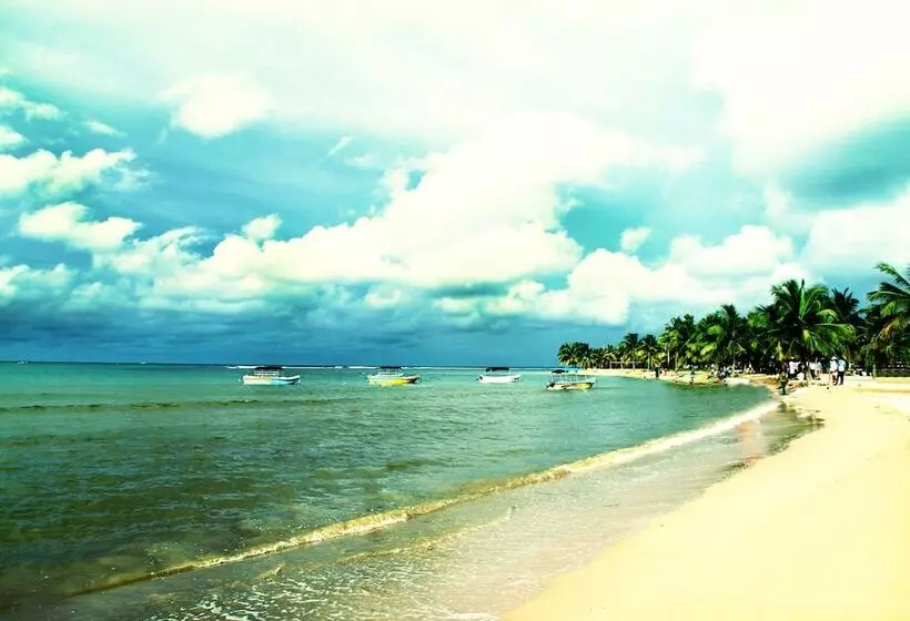 Hotel Earl S Red Passikudah