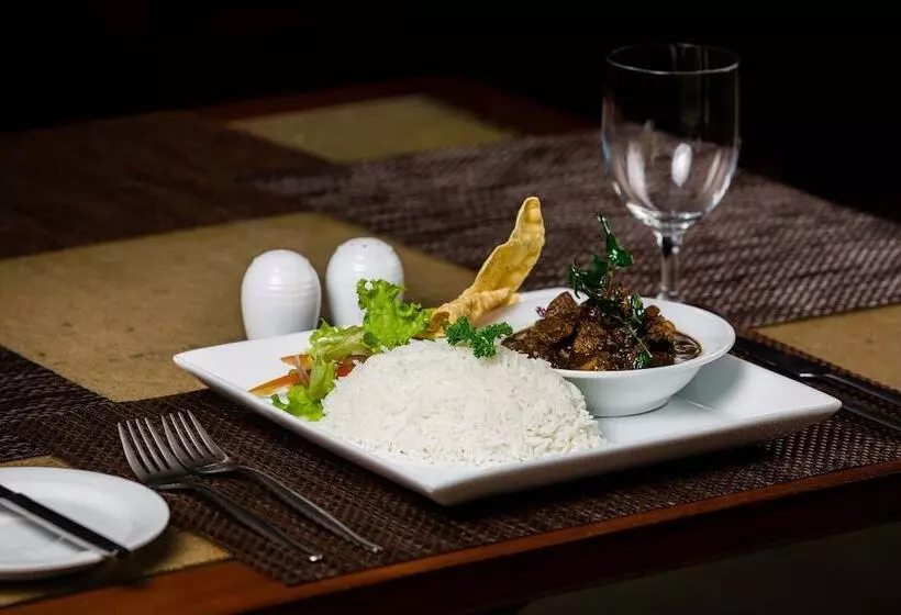 Hotel Earl S Red Passikudah