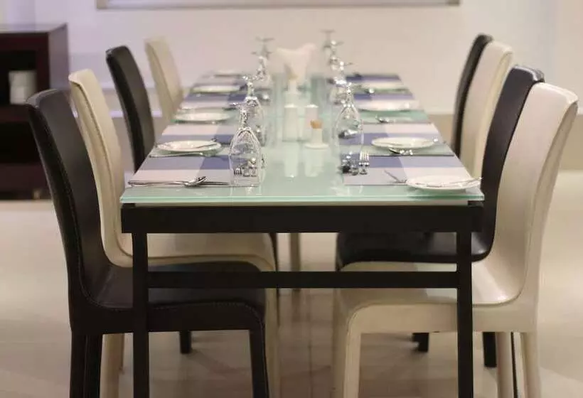 Hotel Earl S Red Passikudah