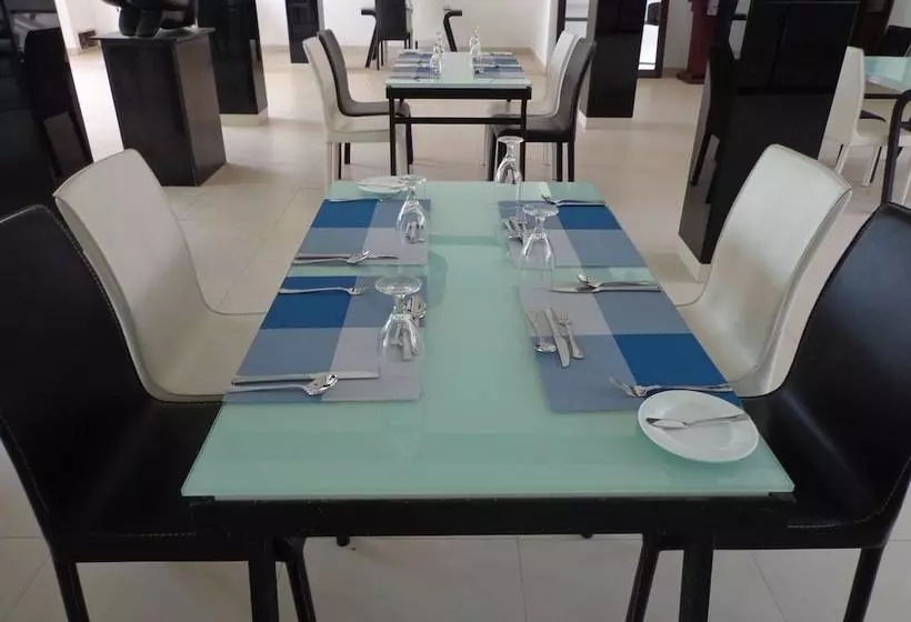 Hotel Earl S Red Passikudah