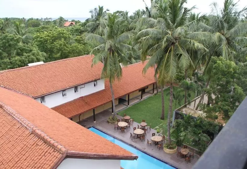 Hotel Earl S Red Passikudah