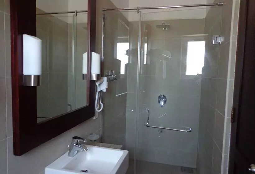 Hotel Earl S Red Passikudah